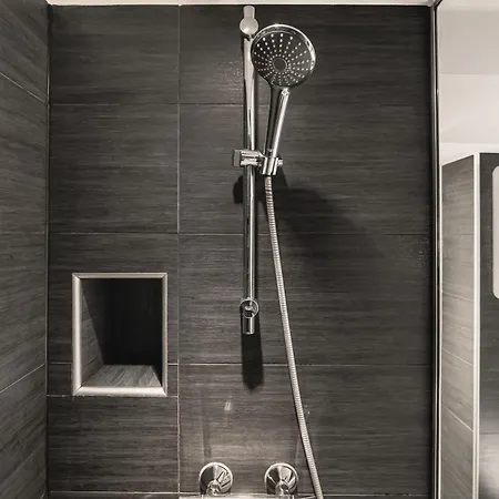 500 M Til Bryggen I Skjermet Uteplass! Bergen