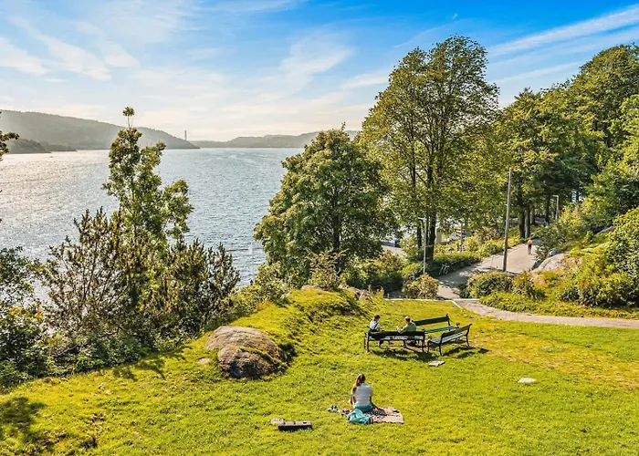 500 M Til Bryggen I Skjermet Uteplass! 卑爾根