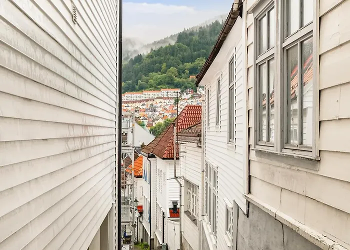 500 M Til Bryggen I Skjermet Uteplass! Lägenhet